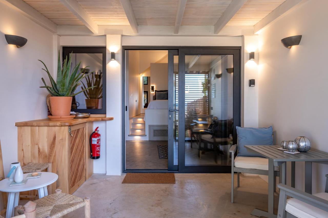 Papaya Apartment